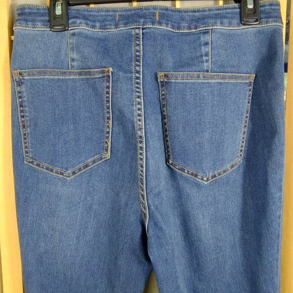 Free People Raw Hem Bell Bottom Jeans Size 29 - Picture 4 of 11